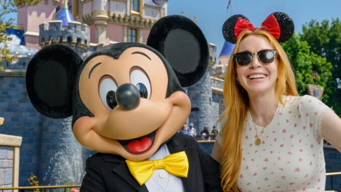 Lindsay Lohan Takes Time Off From Filming ‘Freaky Friday 2′ For Family Fun Day at Disneyland | disneyland, Lindsay Lohan, mickey mouse | Just Jared: Celebrity News and Gossip