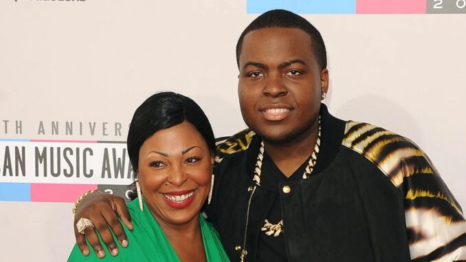 Sean Kingston & Mom Janice Turner Indicted On Fraud Charges, Face Up to Over 20 Years In Prison | Janice Turner, Sean Kingston | Just Jared: Celebrity News and Gossip